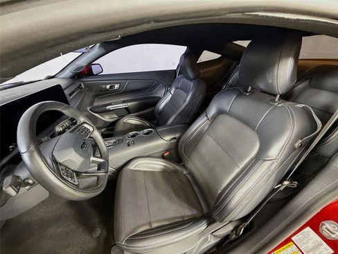 Used 2024 Ford Mustang Premium image 11