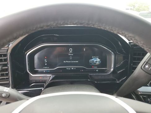 Used 2023 GMC Sierra 1500 Elevation image 17