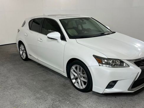 Used 2014 Lexus CT 200h image 6
