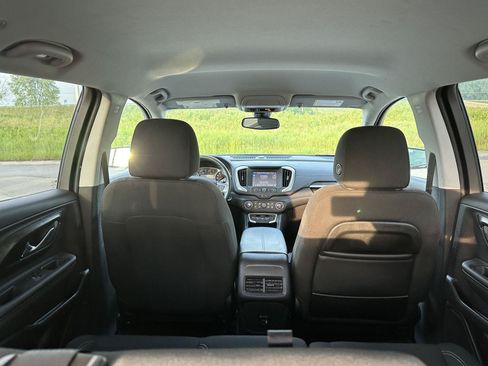 Used 2024 GMC Terrain SLE w/ Driver Convenience Package AWD/4WD image 10