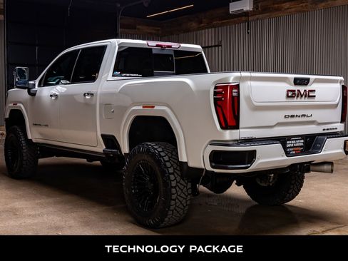 Used 2024 GMC Sierra 2500 Denali w/ Denali Reserve Package image 7