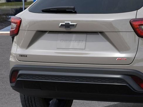 New 2026 Chevrolet Trax RS w/ Sunroof Package image 14