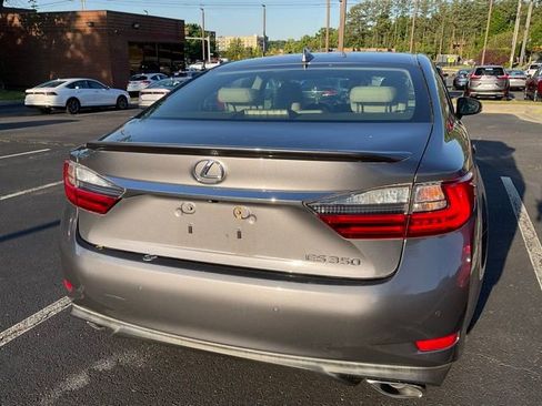 Used 2017 Lexus ES 350 w/ Navigation System Package FWD image 4