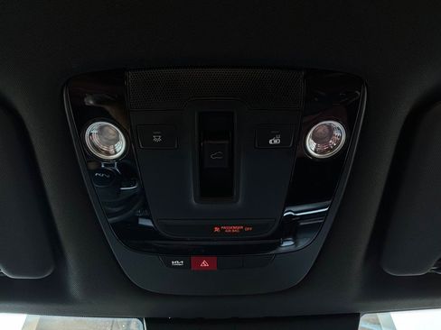 Used 2025 Kia Sportage SX FWD image 19