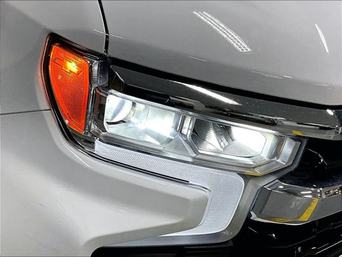 Used 2025 Chevrolet Silverado 1500 LT image 32