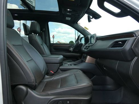 Certified 2021 Chevrolet Suburban High Country AWD/4WD image 14