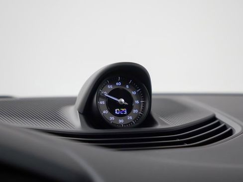 Certified 2025 Porsche Taycan image 30