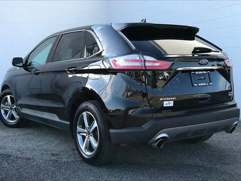 Used 2019 Ford Edge SEL AWD/4WD image 10