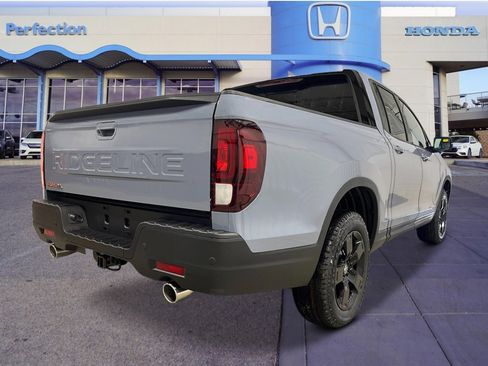New 2026 Honda Ridgeline Black Edition image 7