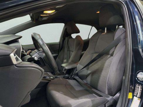 Used 2019 Toyota Corolla SE image 26