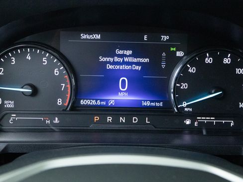 Used 2021 Ford Explorer XLT AWD/4WD image 17