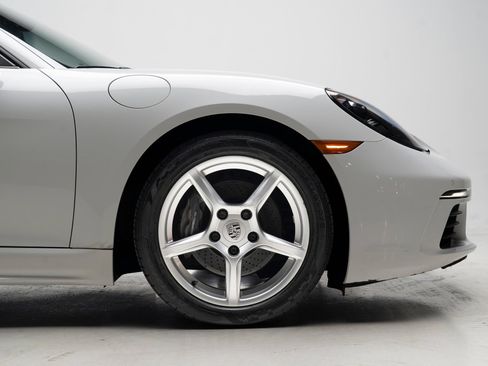 Used 2022 Porsche 718 Boxster RWD image 44