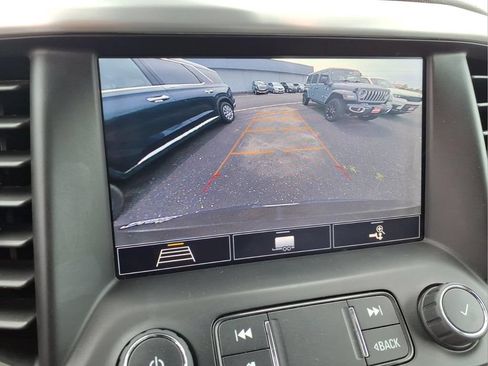 Used 2020 GMC Acadia SLT w/ Trailering Package AWD/4WD image 9