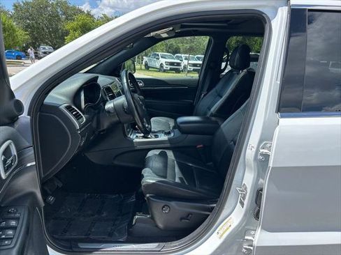 Certified 2022 Jeep Grand Cherokee Limited image 11