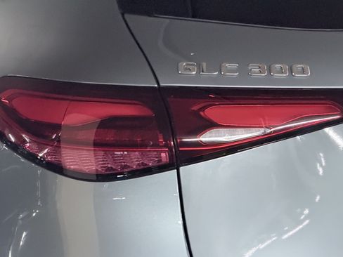 New 2026 Mercedes-Benz GLC 300 image 25