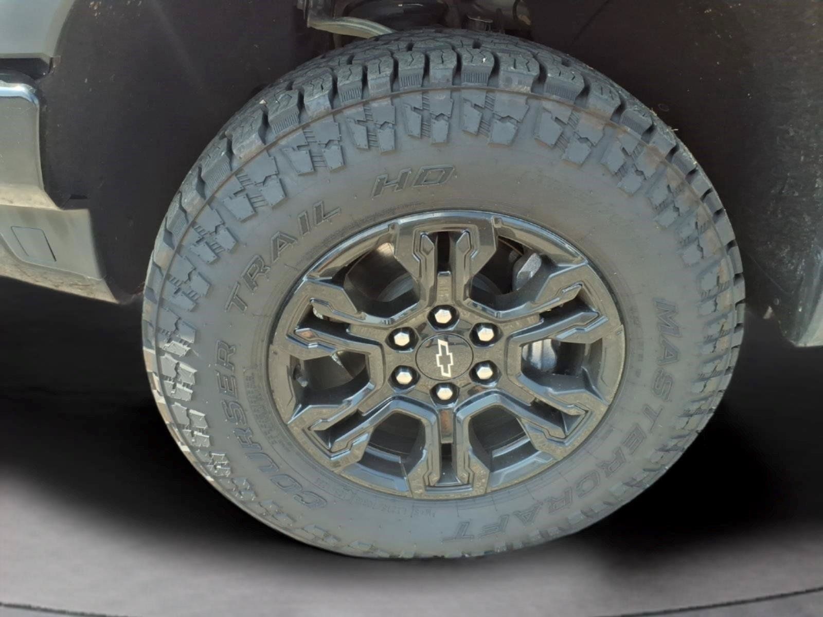 Used 2023 Chevrolet Silverado 1500 ZR2 w/ LPO, Dark Essentials Package AWD/4WD image 9