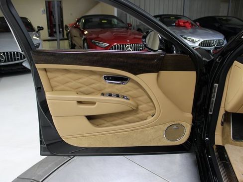 Used 2017 Bentley Mulsanne image 53
