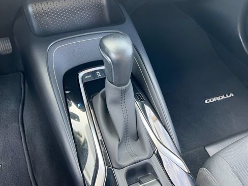 Certified 2022 Toyota Corolla SE FWD image 23