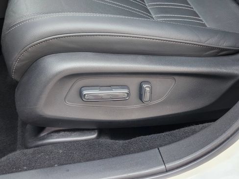 Used 2024 Honda HR-V EX-L image 20