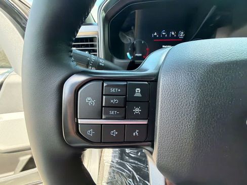 New 2026 Ford F250 Platinum w/ Tremor Off-Road Package AWD/4WD image 18