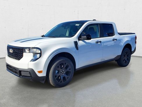 New 2025 Ford Maverick XLT w/ XLT Luxury Package image 4
