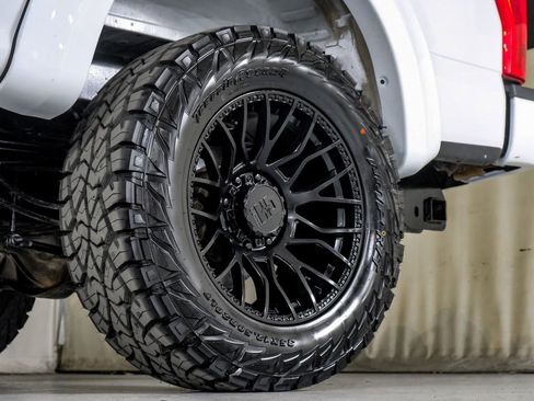 Used 2017 Ford F250 XL w/ Power Equipment Group image 55