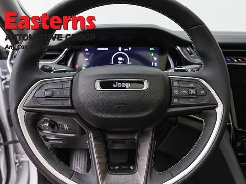 Used 2022 Jeep Grand Cherokee Limited 4xe w/ MOPAR Finishing Package AWD/4WD image 10