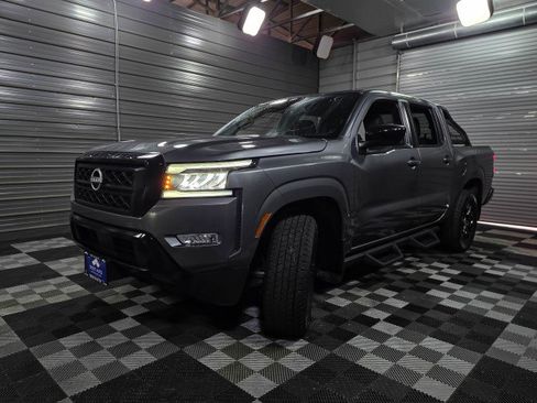 Used 2023 Nissan Frontier SV w/ Midnight Edition Package image 41