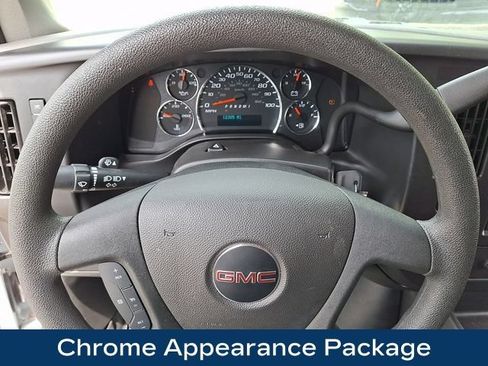 Used 2025 GMC Savana 2500 w/ Driver Convenience Package RWD image 4