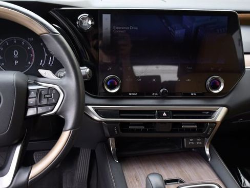 Used 2023 Lexus RX 350 w/ Luxury Package image 13