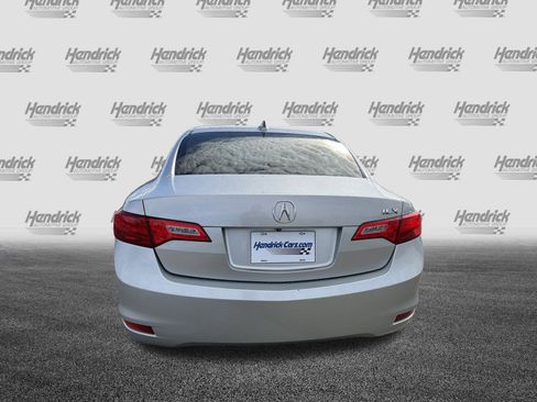 Used 2014 Acura ILX w/ Technology Package image 9