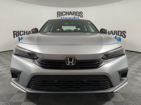 Certified 2023 Honda Civic Sport image 3