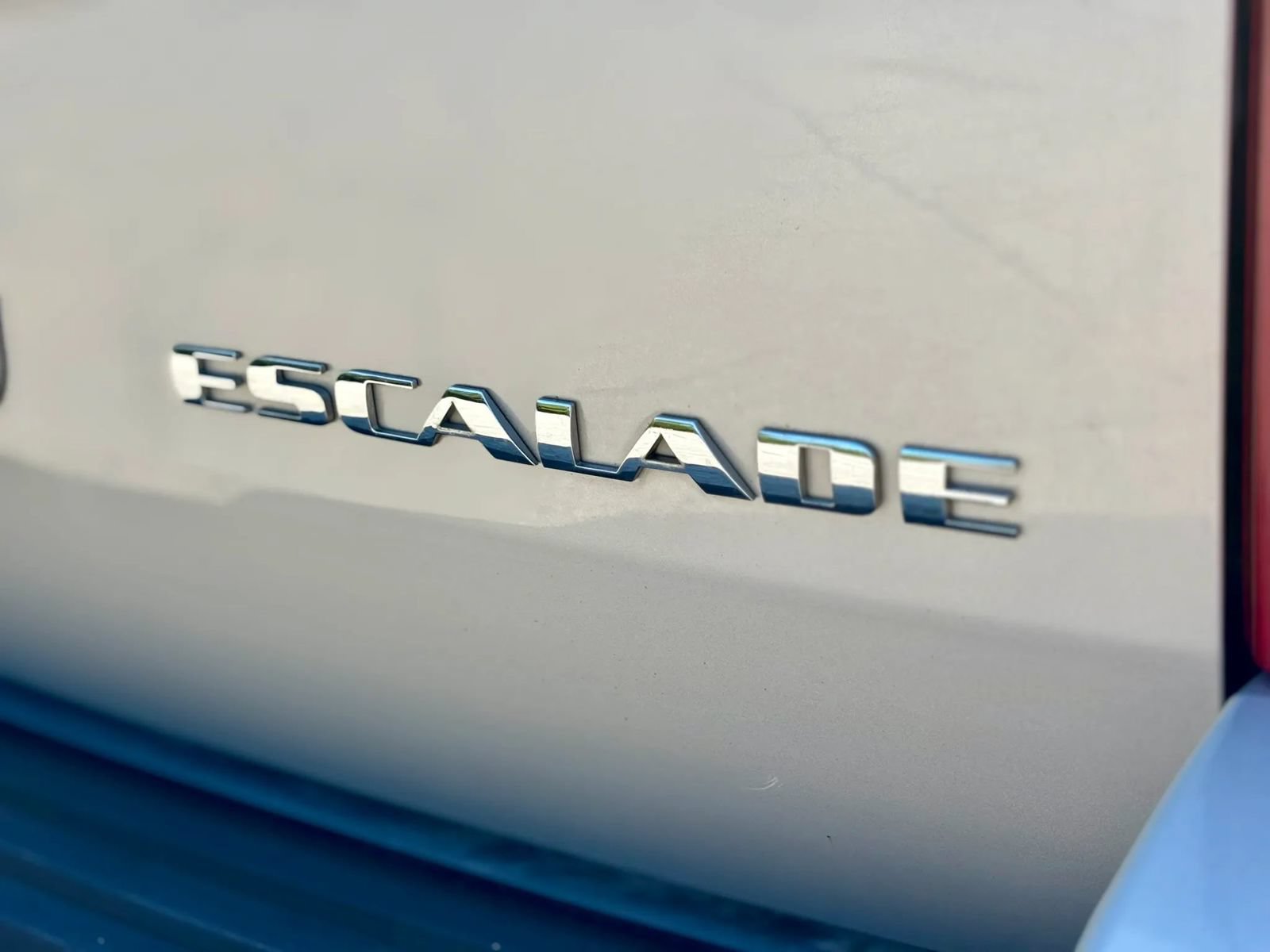 Used 2007 Cadillac Escalade AWD w/ Information Package image 13