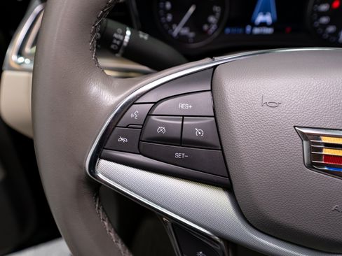 Used 2021 Cadillac XT5 Premium Luxury AWD/4WD image 28
