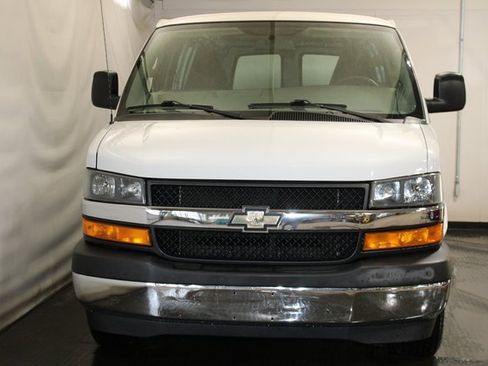 Used 2019 Chevrolet Express 2500 w/ Driver Convenience Package image 3