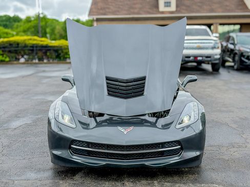 Used 2017 Chevrolet Corvette Stingray Coupe w/ 1LT RWD image 30