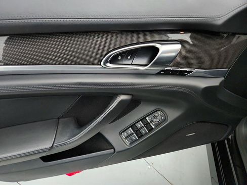 Used 2014 Porsche Panamera Turbo image 23
