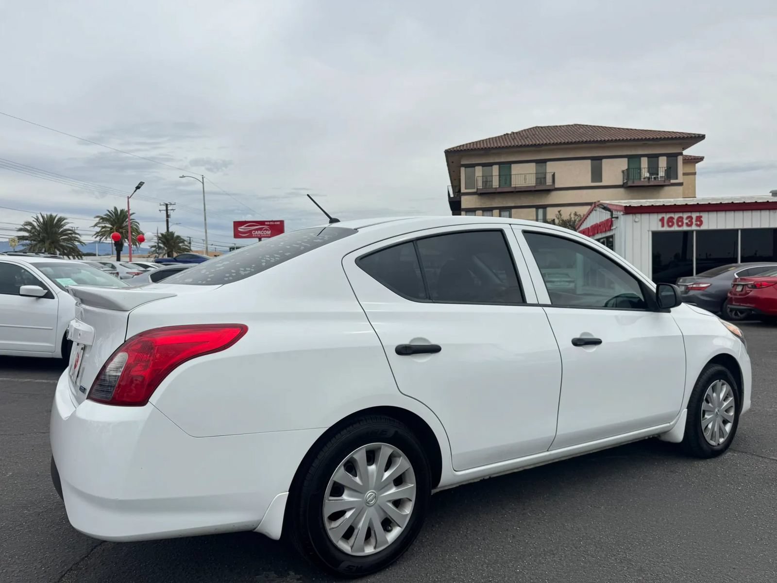 Used 2015 Nissan Versa S Plus FWD image 11