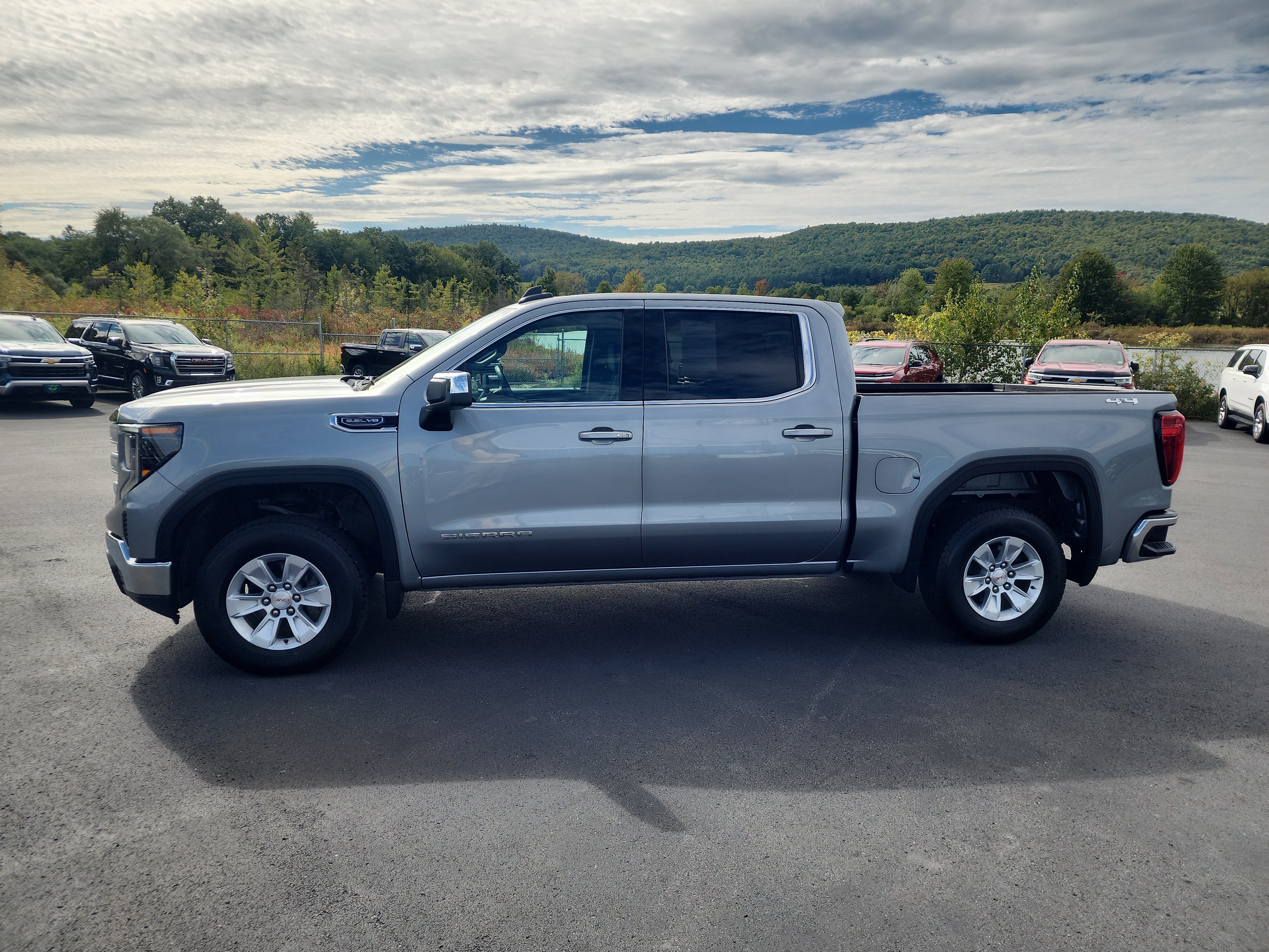 Certified 2024 GMC Sierra 1500 SLE w/ Snow Plow Prep Package AWD/4WD image 5