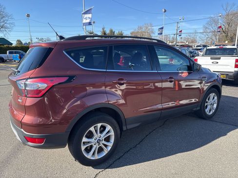 Used 2018 Ford Escape SEL image 5