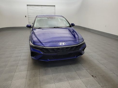 Used 2024 Hyundai Elantra SEL FWD image 14