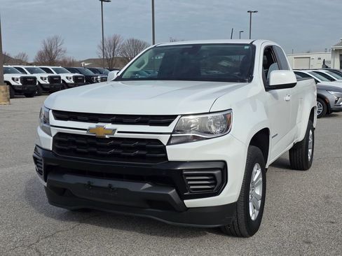 Used 2022 Chevrolet Colorado LT w/ Fleet Safety Package image 3