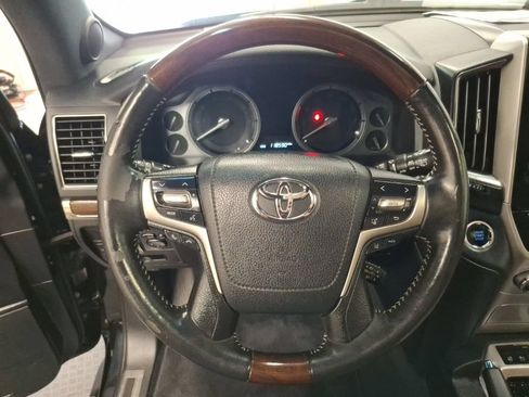 Used 2016 Toyota Land Cruiser AWD/4WD image 20