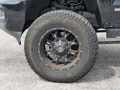 Used 2015 Chevrolet Silverado 2500 High Country w/ Duramax Plus Package image 9