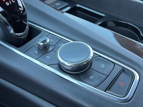 Used 2022 Cadillac Escalade Sport Platinum w/ Heavy-Duty Trailer Package image 37