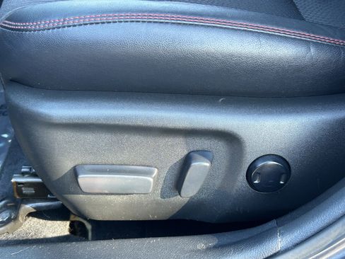 Used 2017 Toyota Camry SE image 22