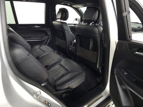 Used 2017 Mercedes-Benz GLS 550 4MATIC image 16