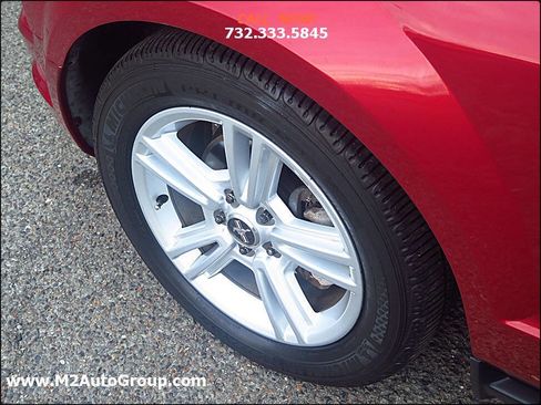 Used 2006 Ford Mustang Premium image 25