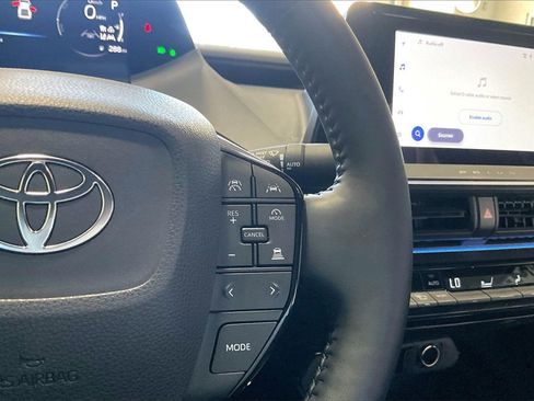 Used 2024 Toyota Prius XLE image 9