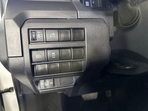 Used 2024 Toyota Tacoma SR image 19